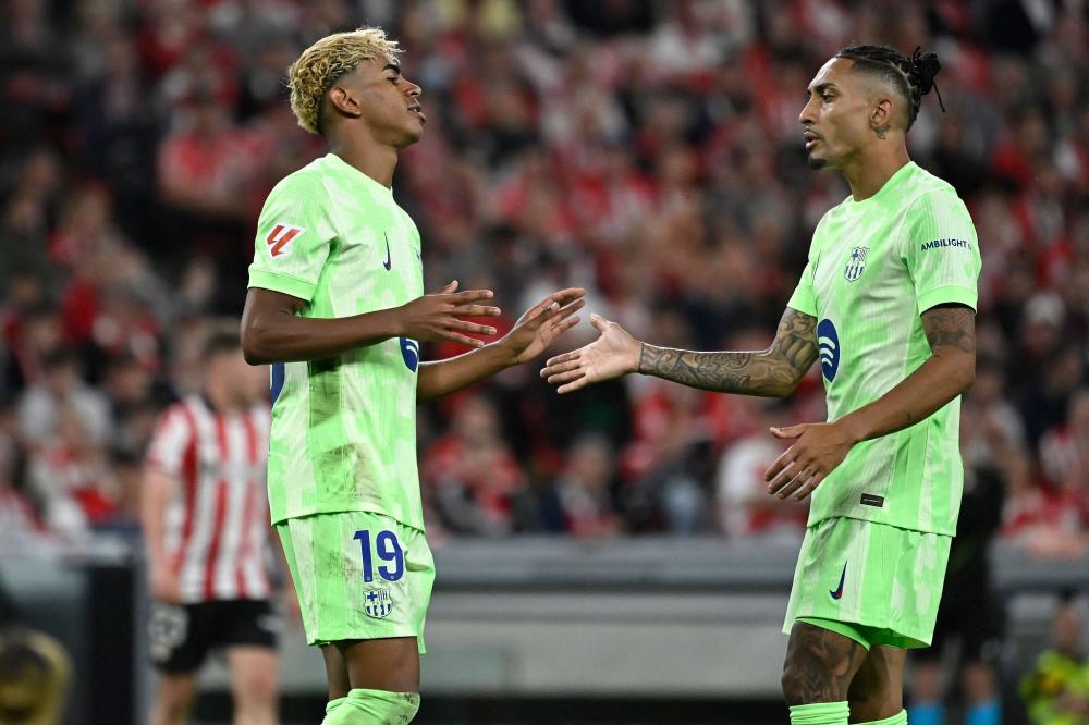 阿尔巴尼亚中场：比赛70分钟内，我们与英格兰的水平不相上下